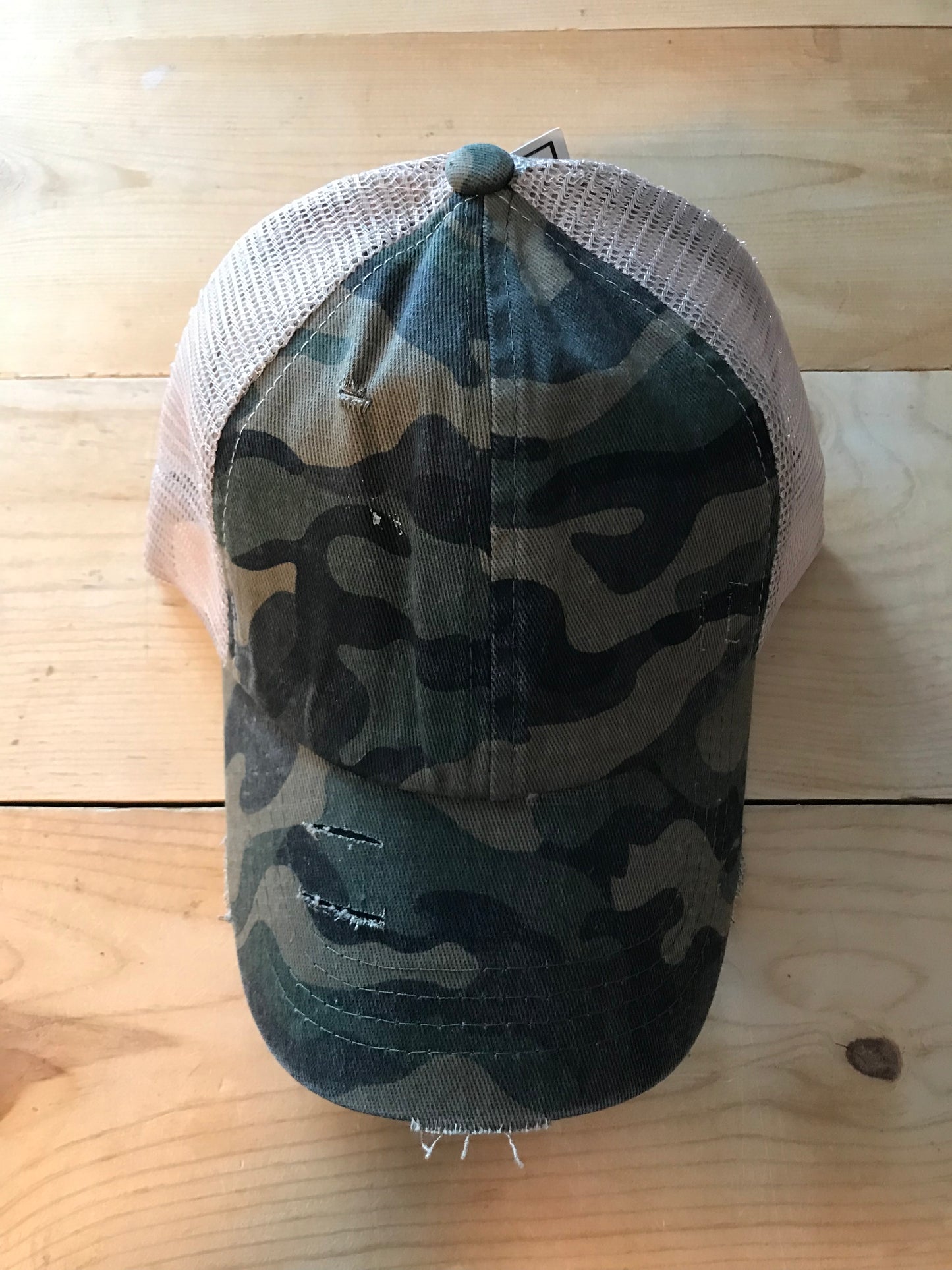 Camo beige criss cross ponytail hat