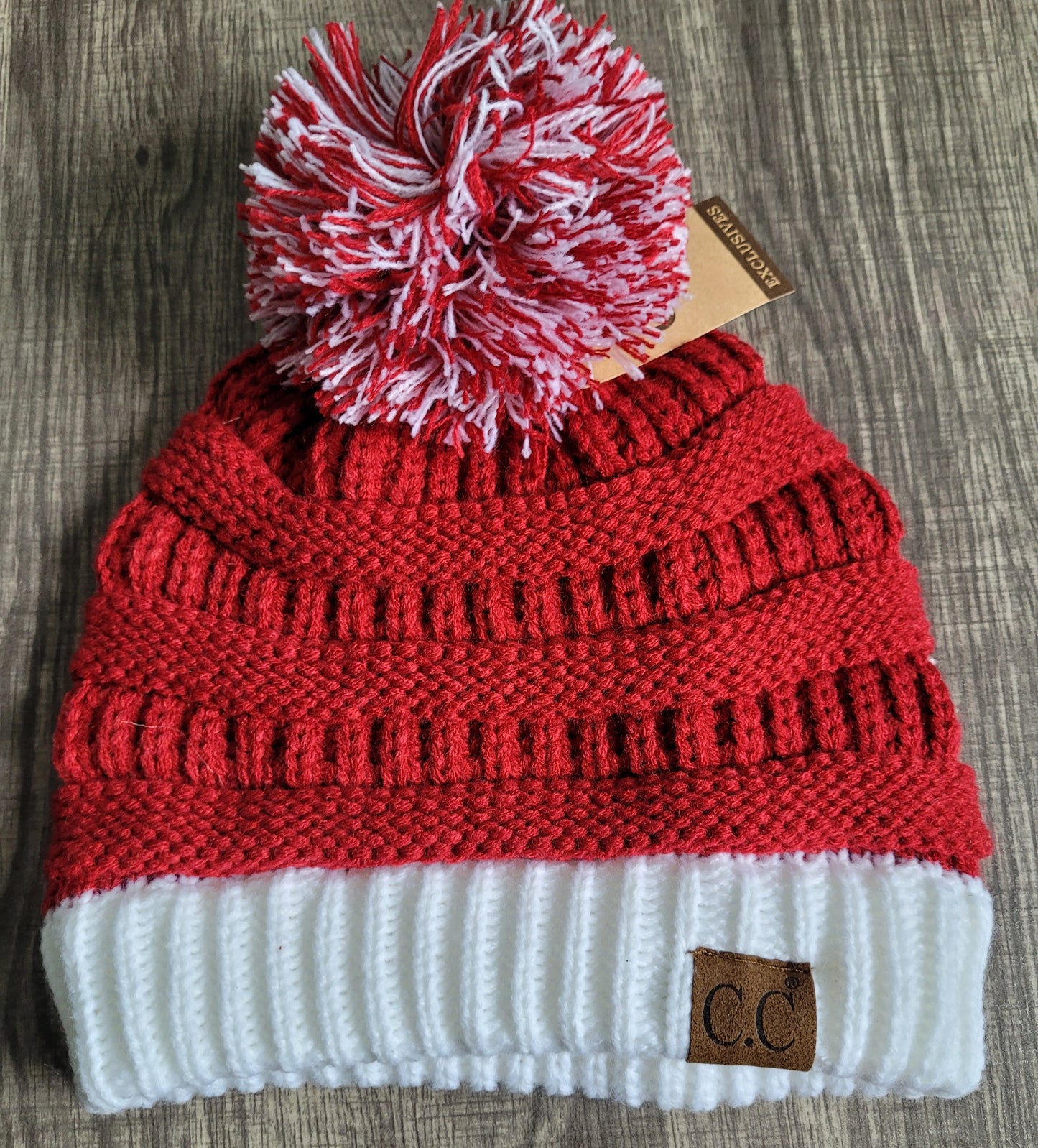 Red/white pom beanie